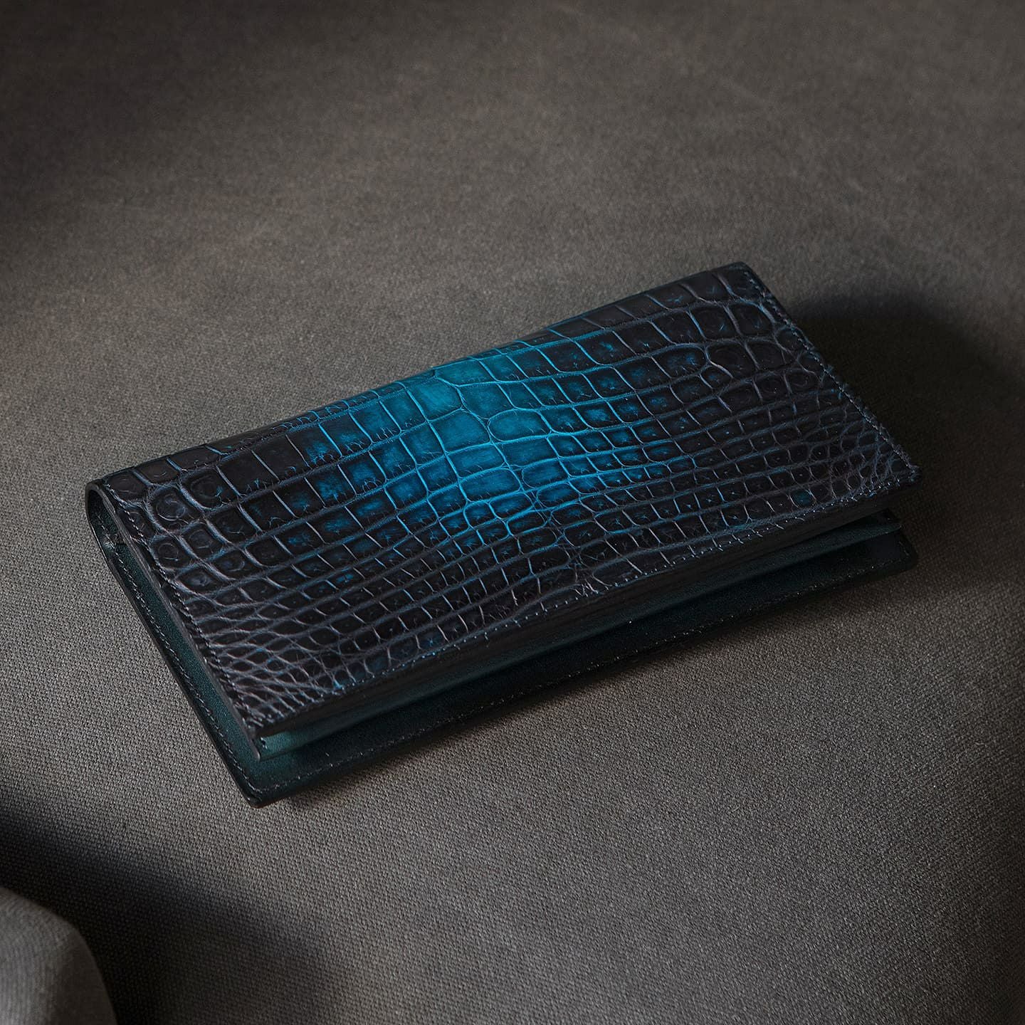 ナイルクロコダイル 手染めL字ハーフウォレット | 大人のバッグ・財布