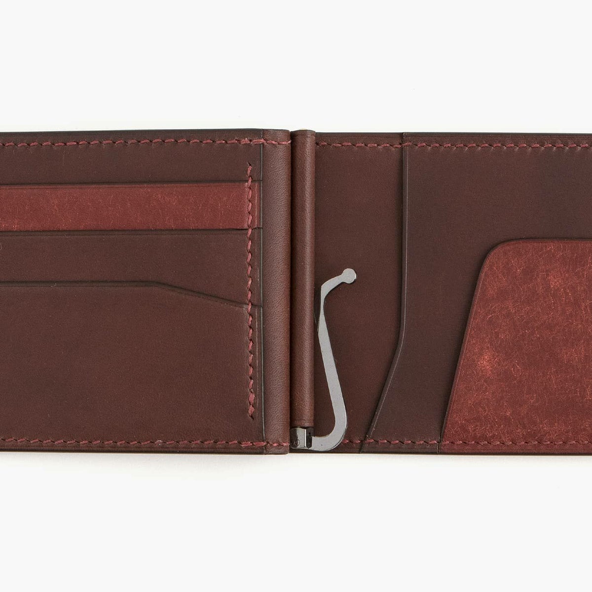 内装（リスシオ）：Tabacco ／ 内装装飾（プエブロ）：Coccinella ／ 糸色（MeiSi）：Bordeaux ／ 金具：Black