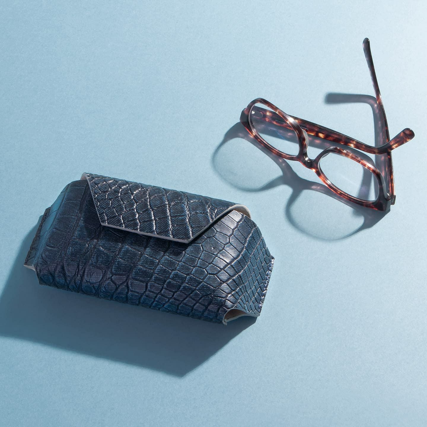 ◎GUCCI ブラックレザー メガネケース　アイウェアケース◎メガネ本体付き クロコダイル アイウェアケース | 大人のバッグ・財布・ メガネケース