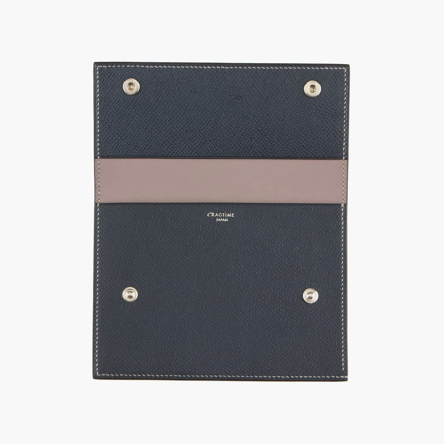 外装 & 内装（ダービー）：Navy Blue ／ 内装裏地（バラニール）：Gray ／ 糸色（MeiSi）：Seagull Ash