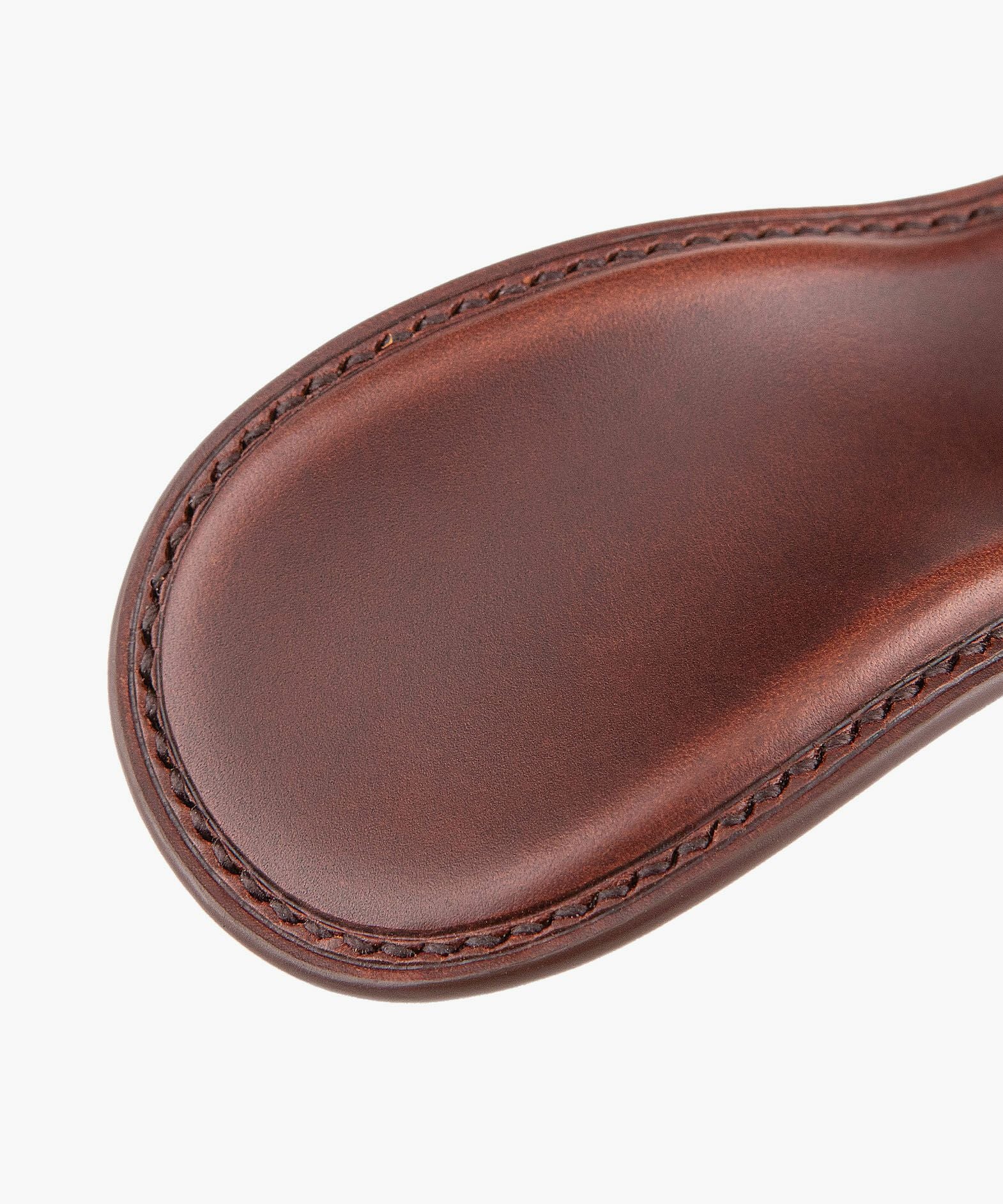 外装（マレンマ）：Redbrown（廃盤）、コバ：Redbrown、糸色：Redbrown