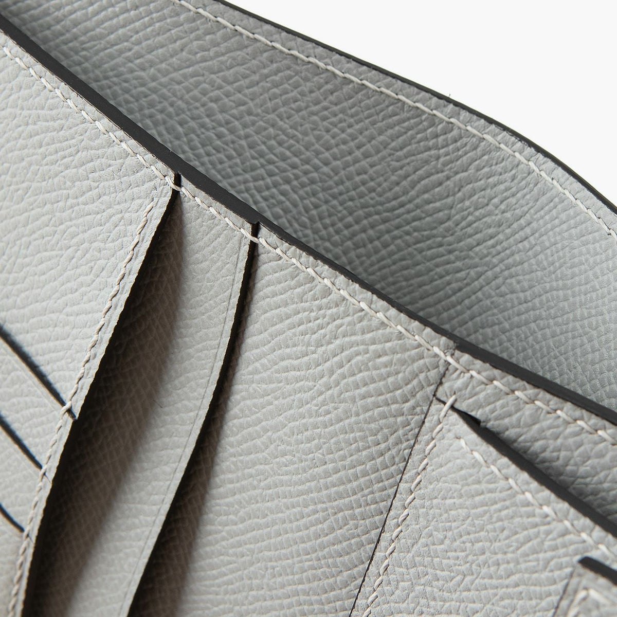 外装（ダービー）：Noir、内装（ダービー）：Ice Gray、糸色：Peal Gray、金具：Silver