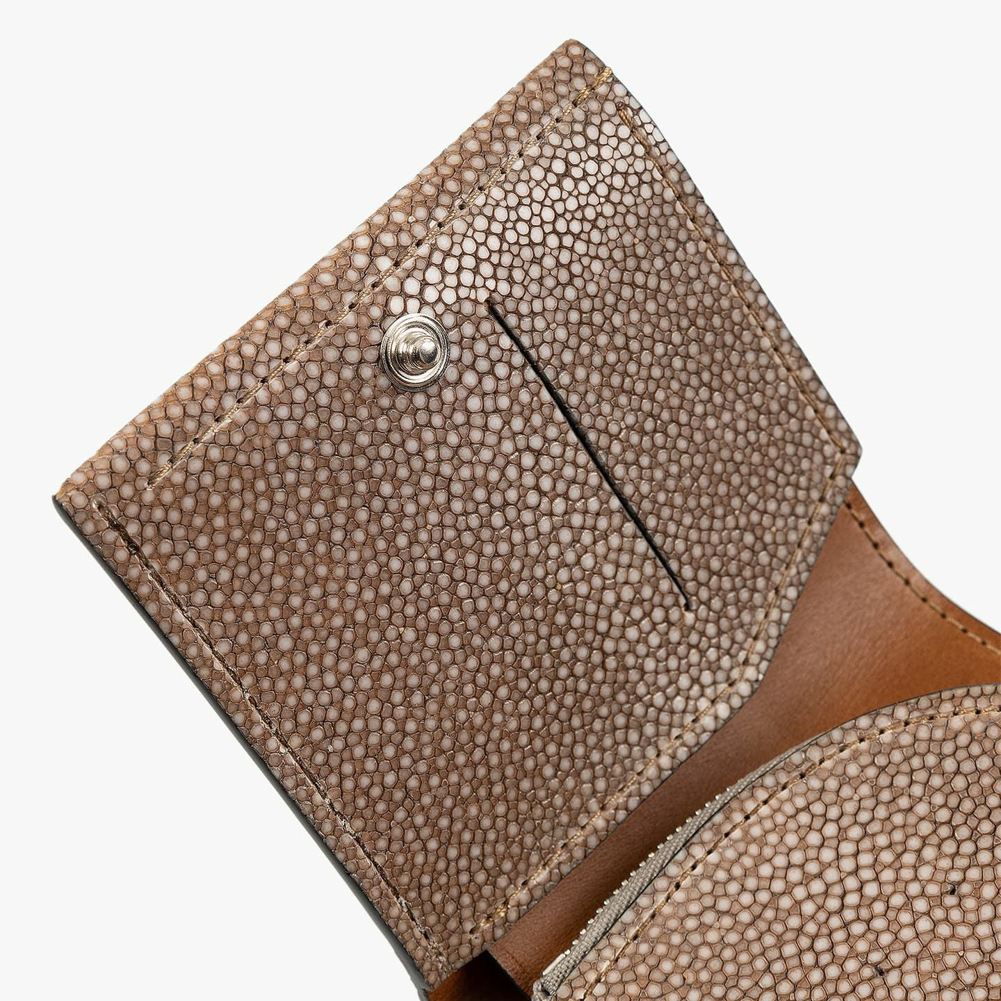 二つ折り財布・拘りの革小物 MLS（Mens Leather Store）