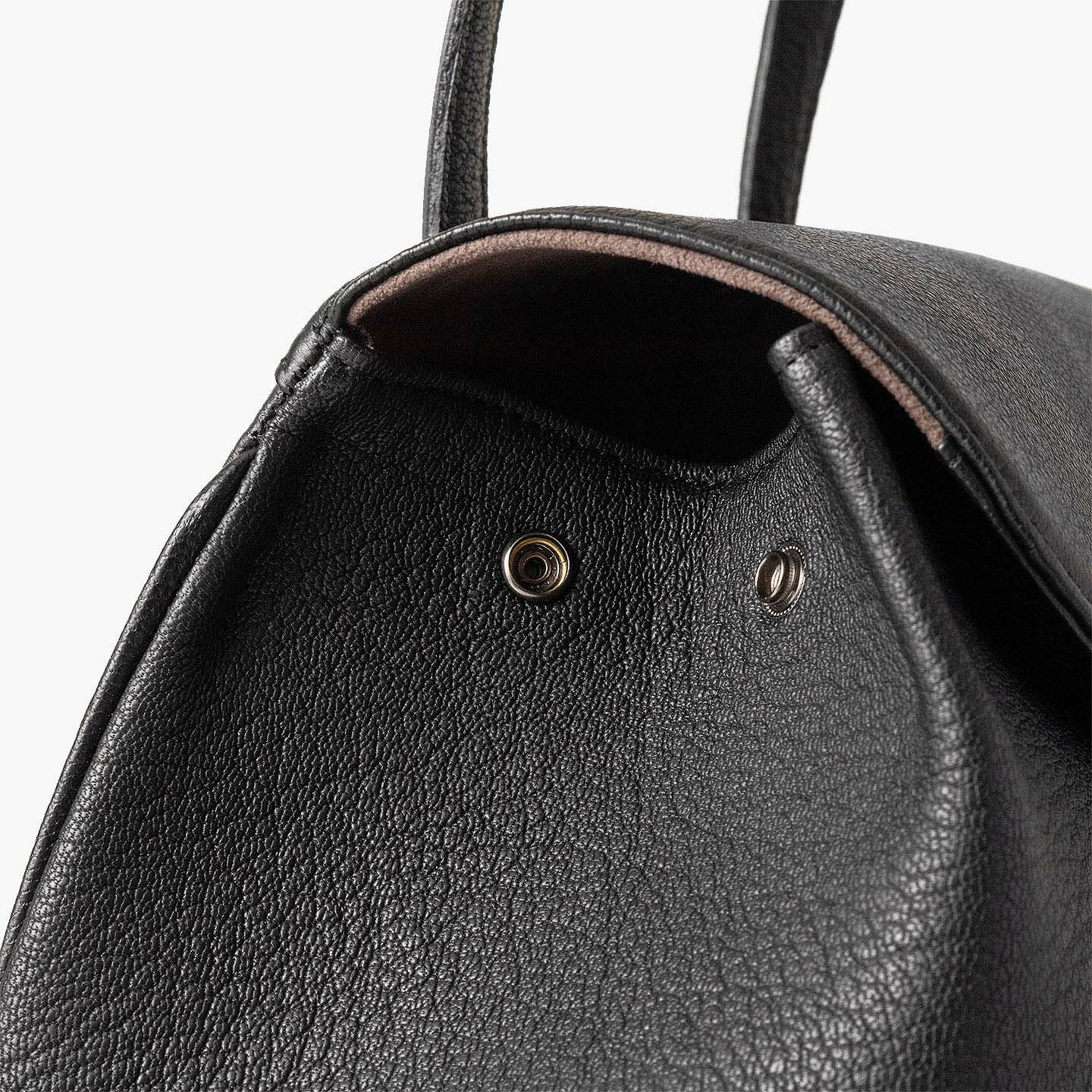 フラップトートバッグ(S)“Embrace” | 大人のバッグ・財布・ トート