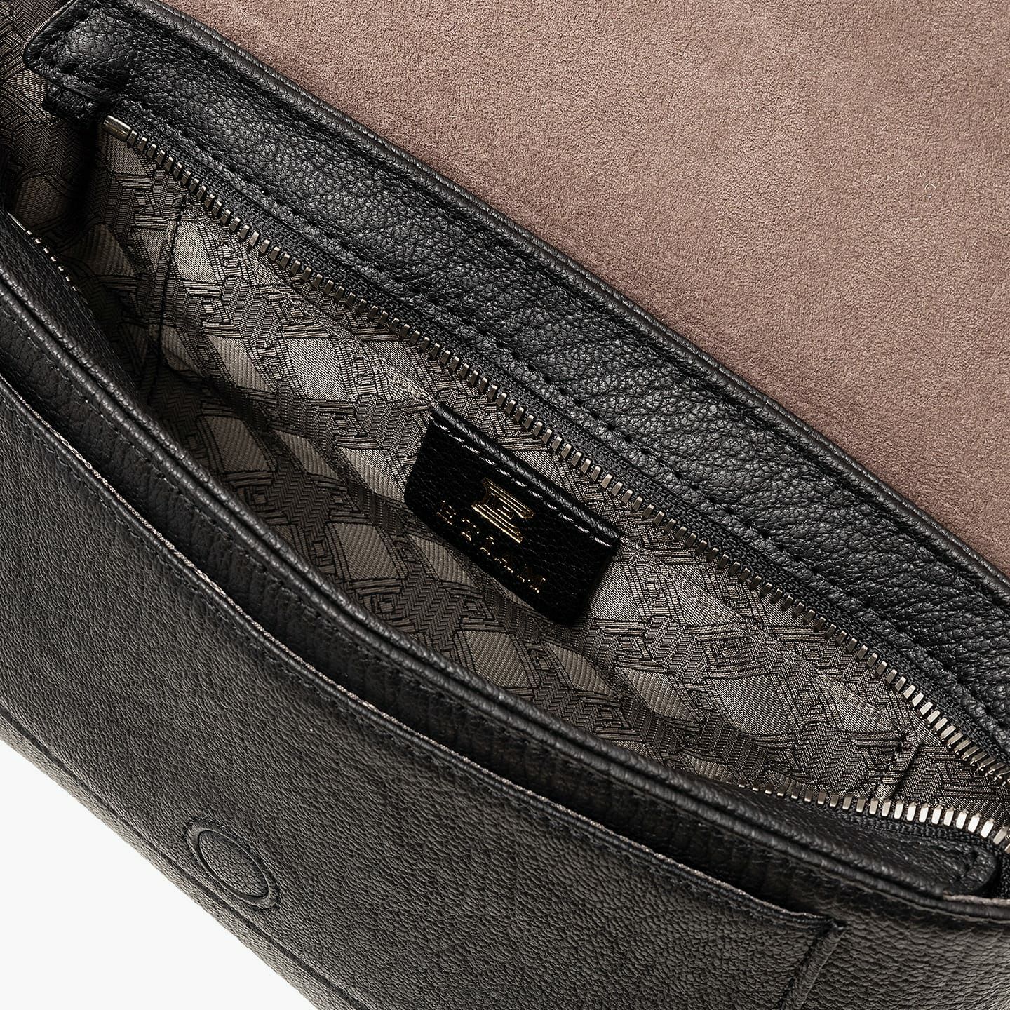ETIAM ボディバッグ品名（Liberty ）※最終値下げ シュリンク ボディバッグ《Liberty》 | ETiAM