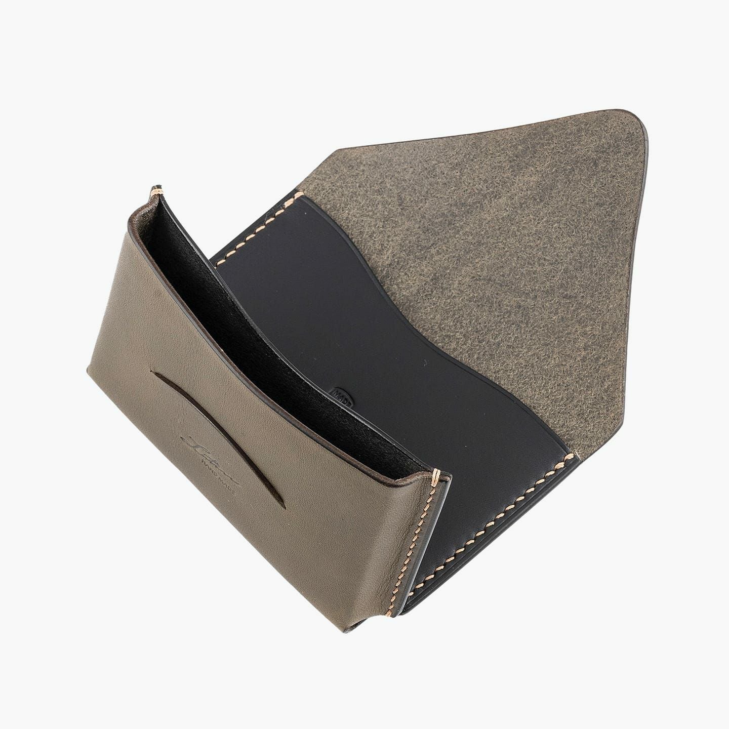リスシオ 横型名刺入れ “Letter” | 大人のバッグ・財布・ 名刺入れ