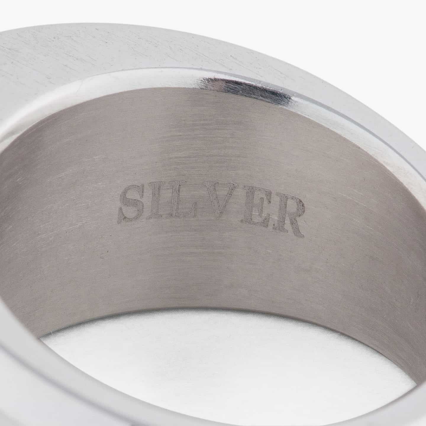 ※リング内側の刻印は以前とものとなり、掲載写真とは異なります。実際は新しいロゴと金属名が入ります。