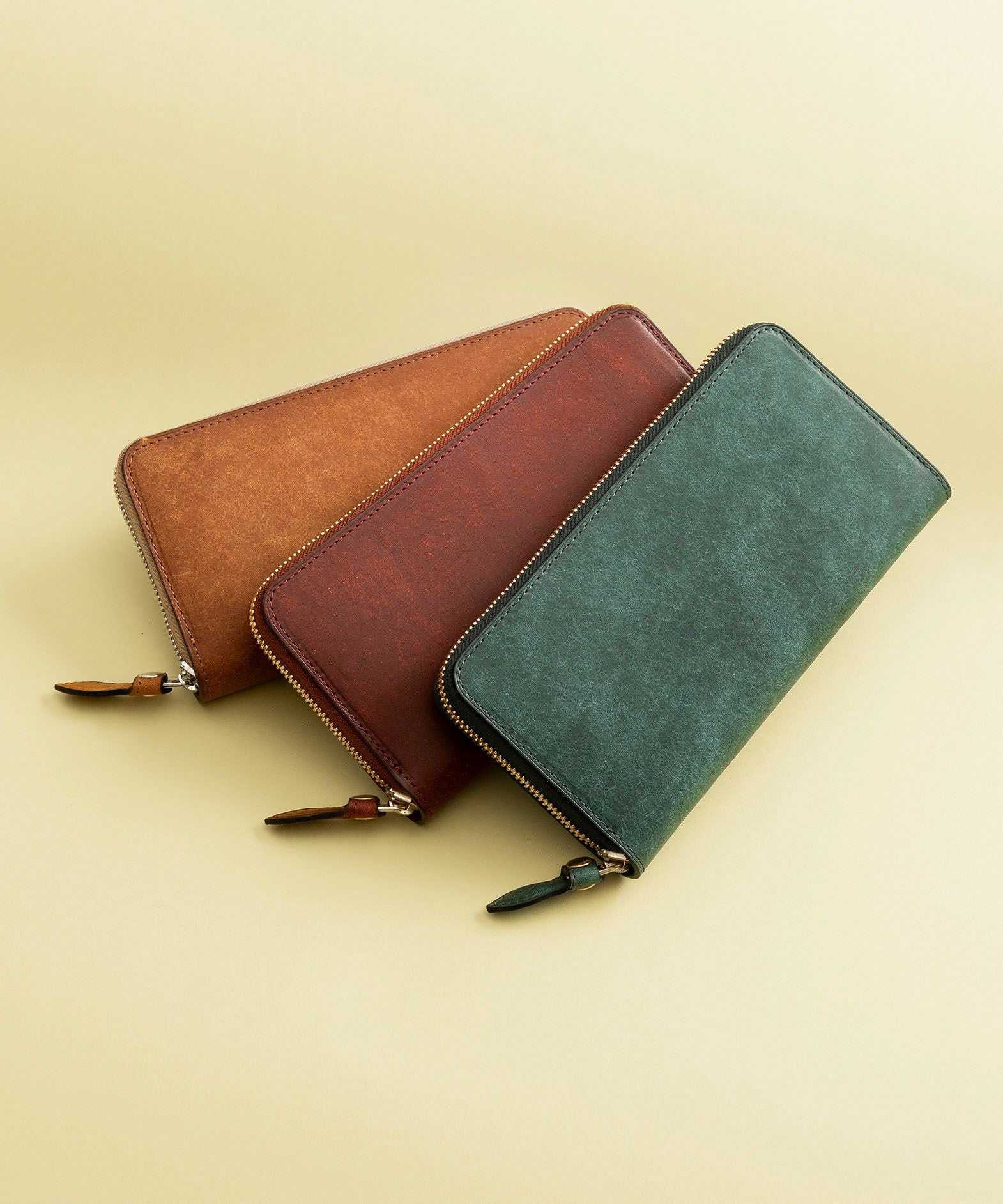 プエブロ ラウンドジップ長財布