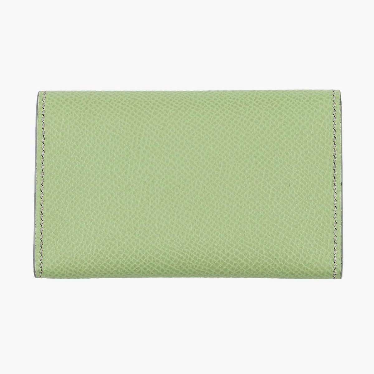 外装（ダービー）：Pistache、内装装飾（ダービー）：Ice Gray、糸色：Seagull Ash 、ロゴ箔押し：Silver