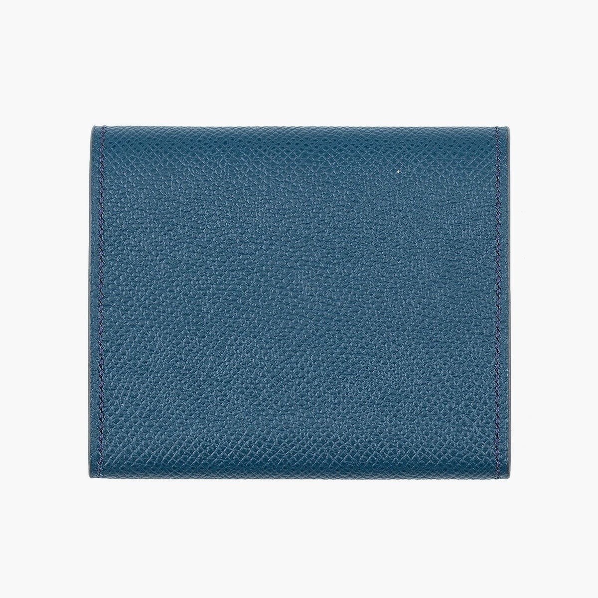 Color（ダービー）：Blue Legion、内装装飾（ダービー）：Fairy Blue、糸色：Navy Blue、金具 & ロゴ箔押し：Silver