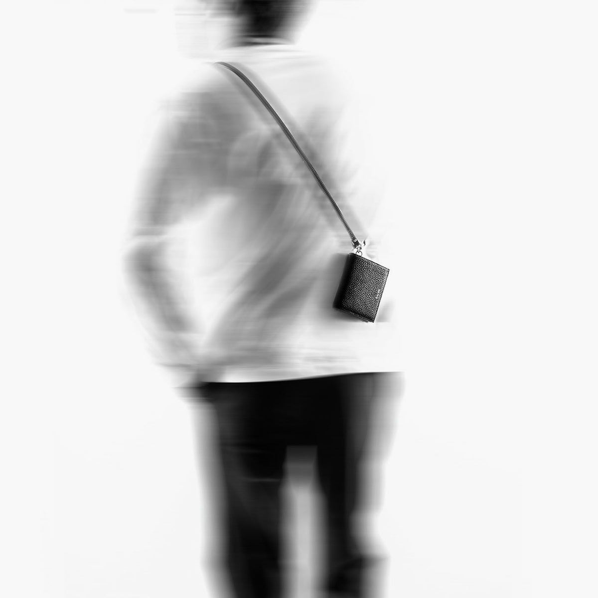 ※ストラップは別売り