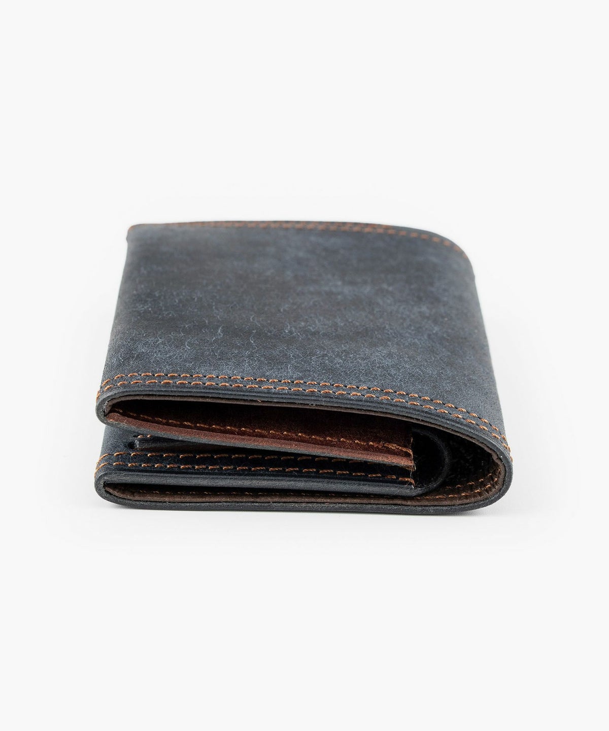 外装（プエブロ）：Navy、内装装飾（プエブロ）：Tabacco、糸色：Brown