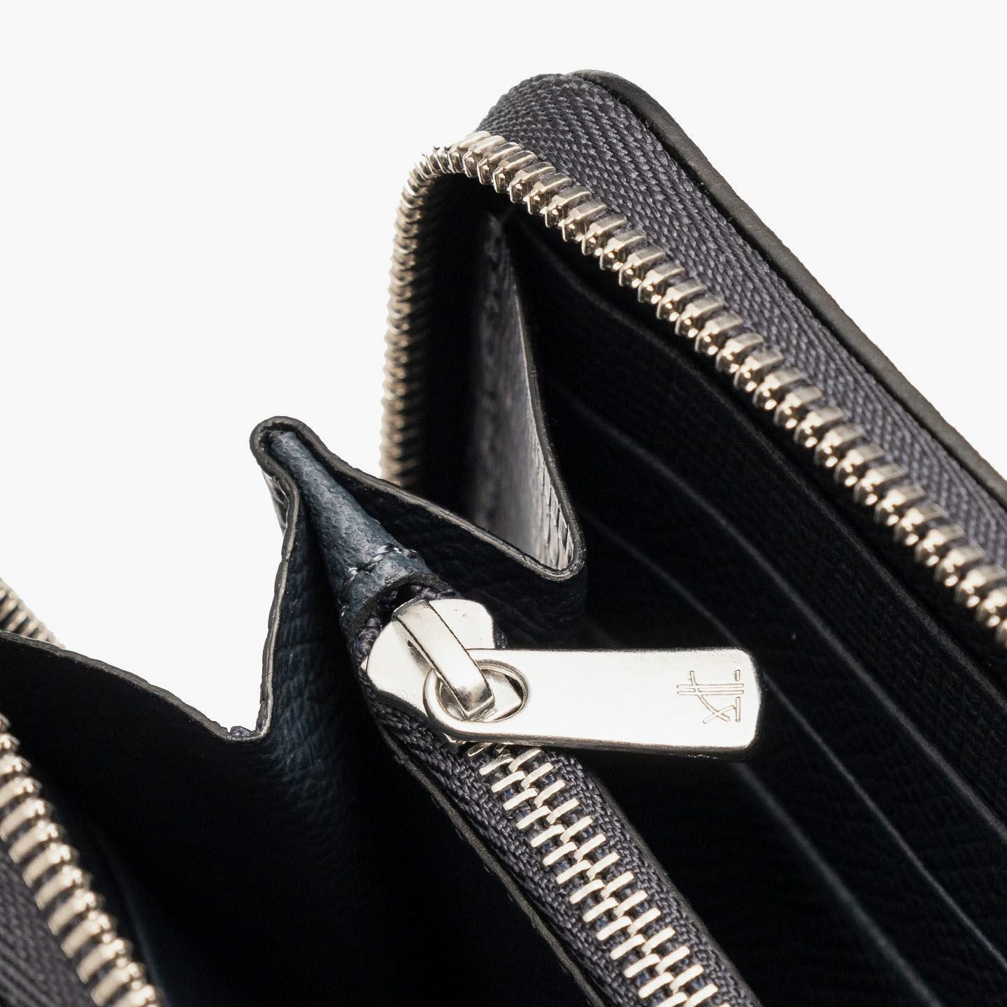 ラウンドジップ長財布 “Kronos” | 大人のバッグ・財布・ 長財布 など
