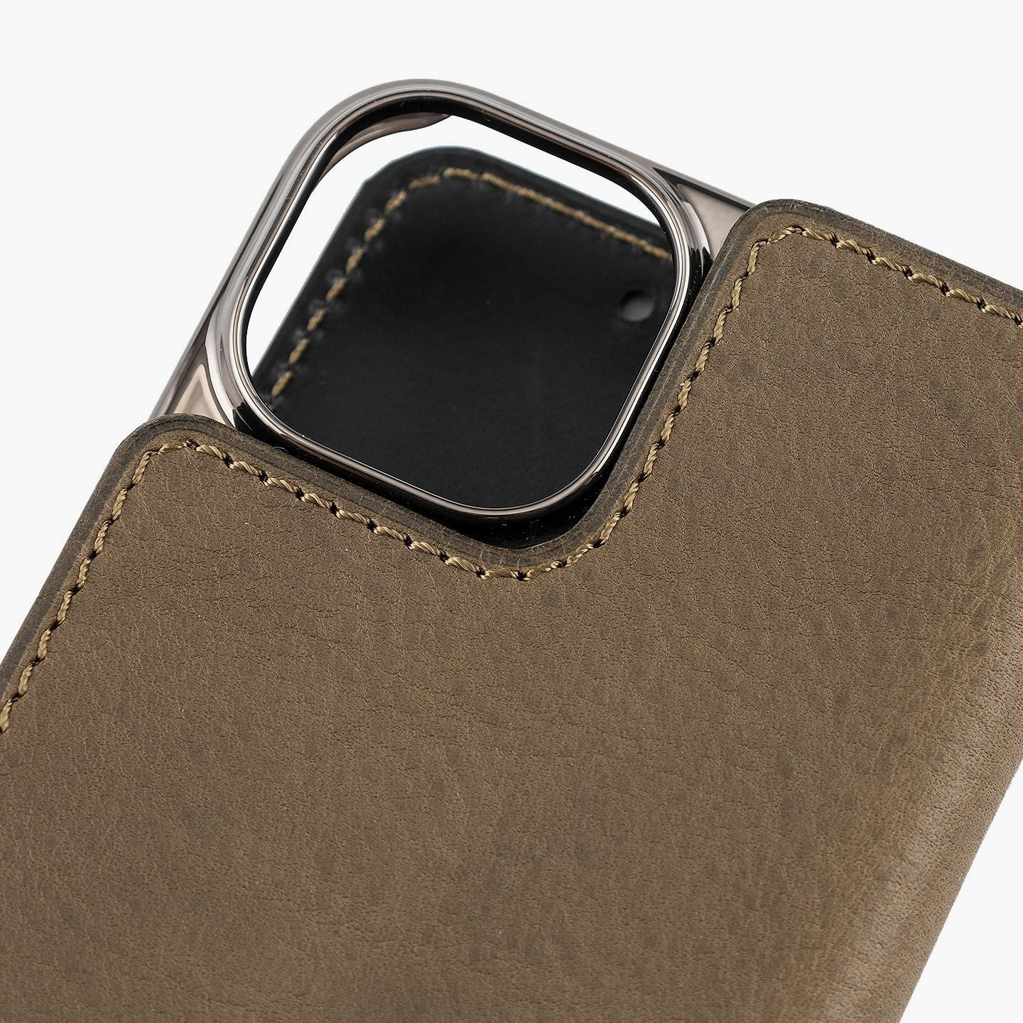 ミネルバボックス × ブッテーロ 手帳型 iPhoneケース | 大人のバッグ