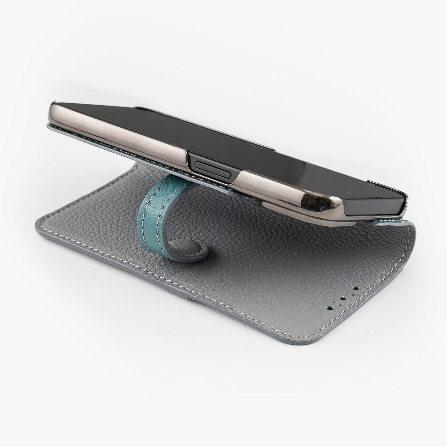 シュランケンカーフ 手帳型 iPhoneケース | 大人のバッグ・財布