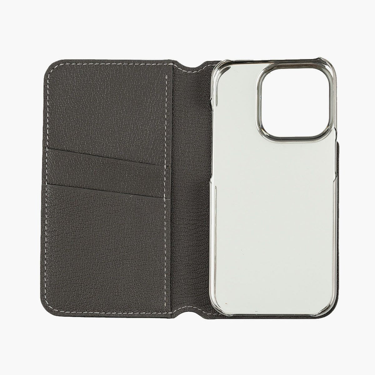 iPhoneの機種：iPhone 15 Pro、外装（シェーブル）：Beige、外装（シェーブル）：Dark Brown（Terre Brulee）、フラップ（ホック式）：無