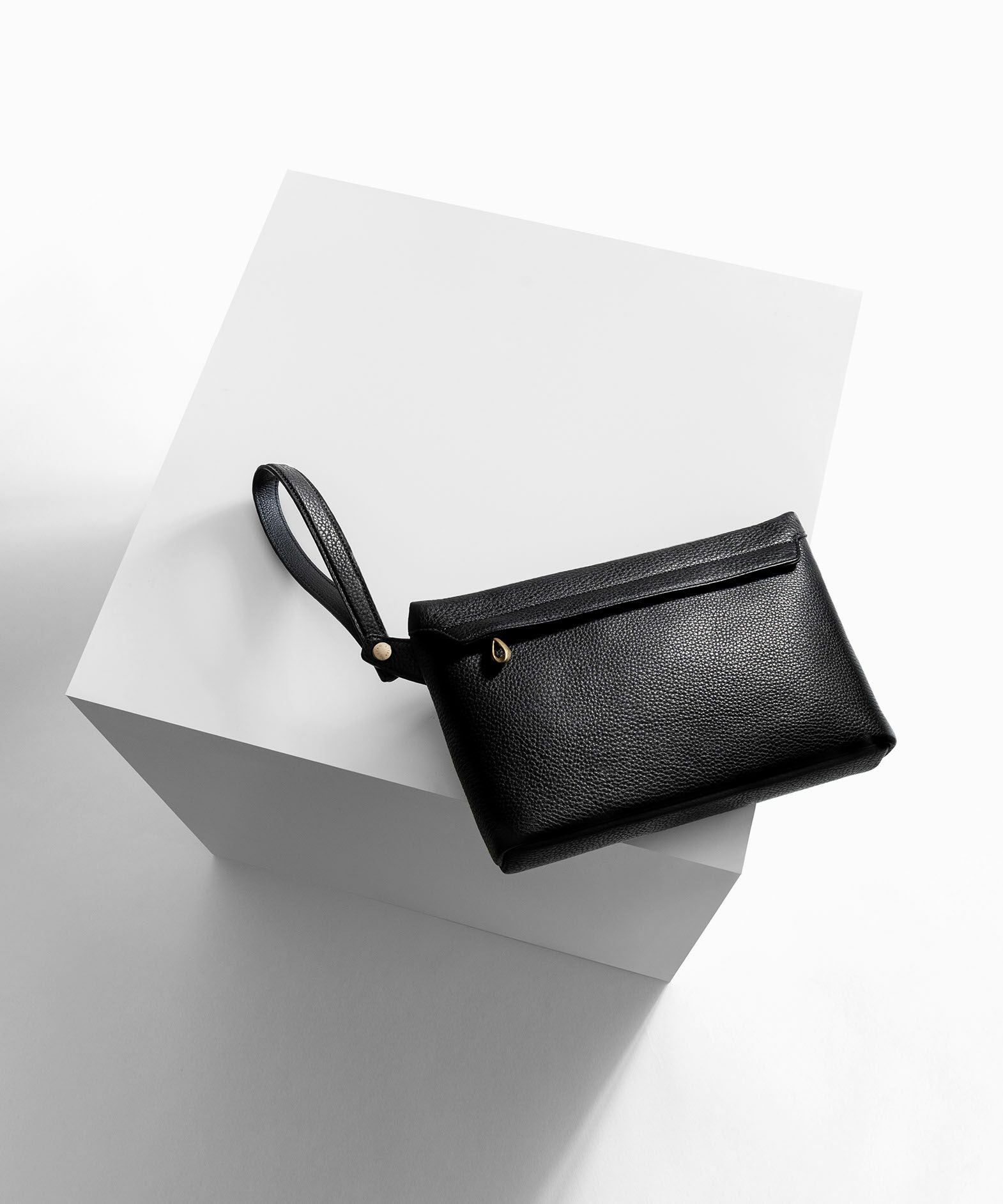ポーチ “Trot” | 大人のバッグ・財布・ クラッチバッグ・セカンド