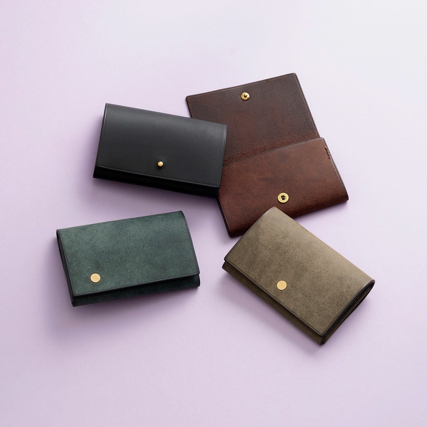 プエブロ or リスシオ 名刺入れ“krum” | 大人のバッグ・財布・ 名刺