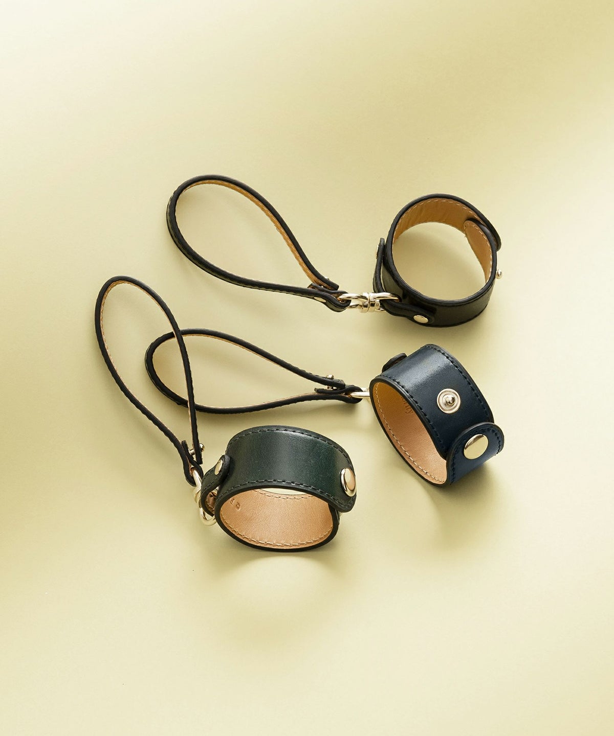 ホーウィン シェルコードバン グローブホルダー