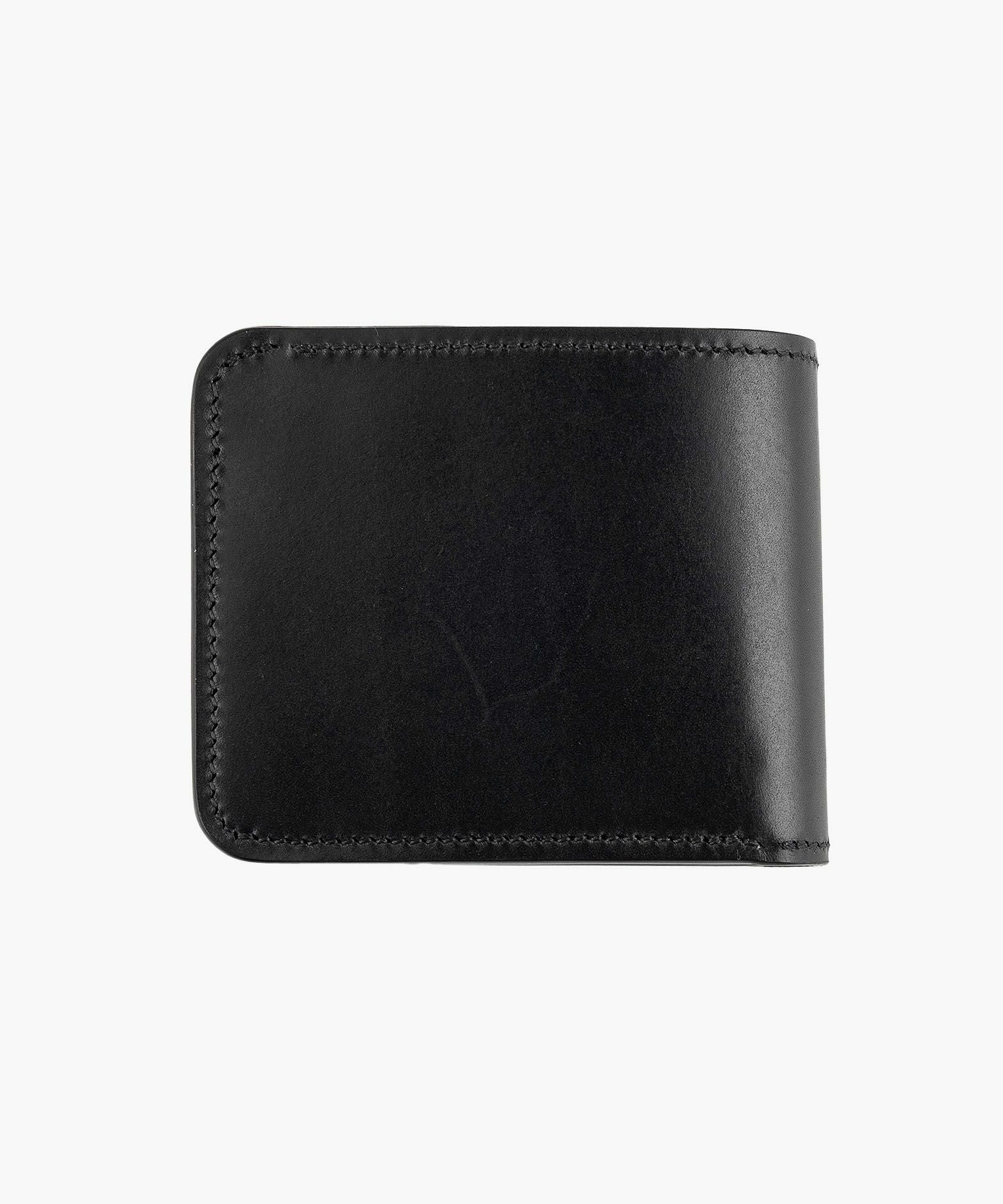 外装：Black、裏貼り（札室・コインケース内）：型押し、金具：真鍮（Gold）、内装装飾（クロコダイル／ブラック）：有