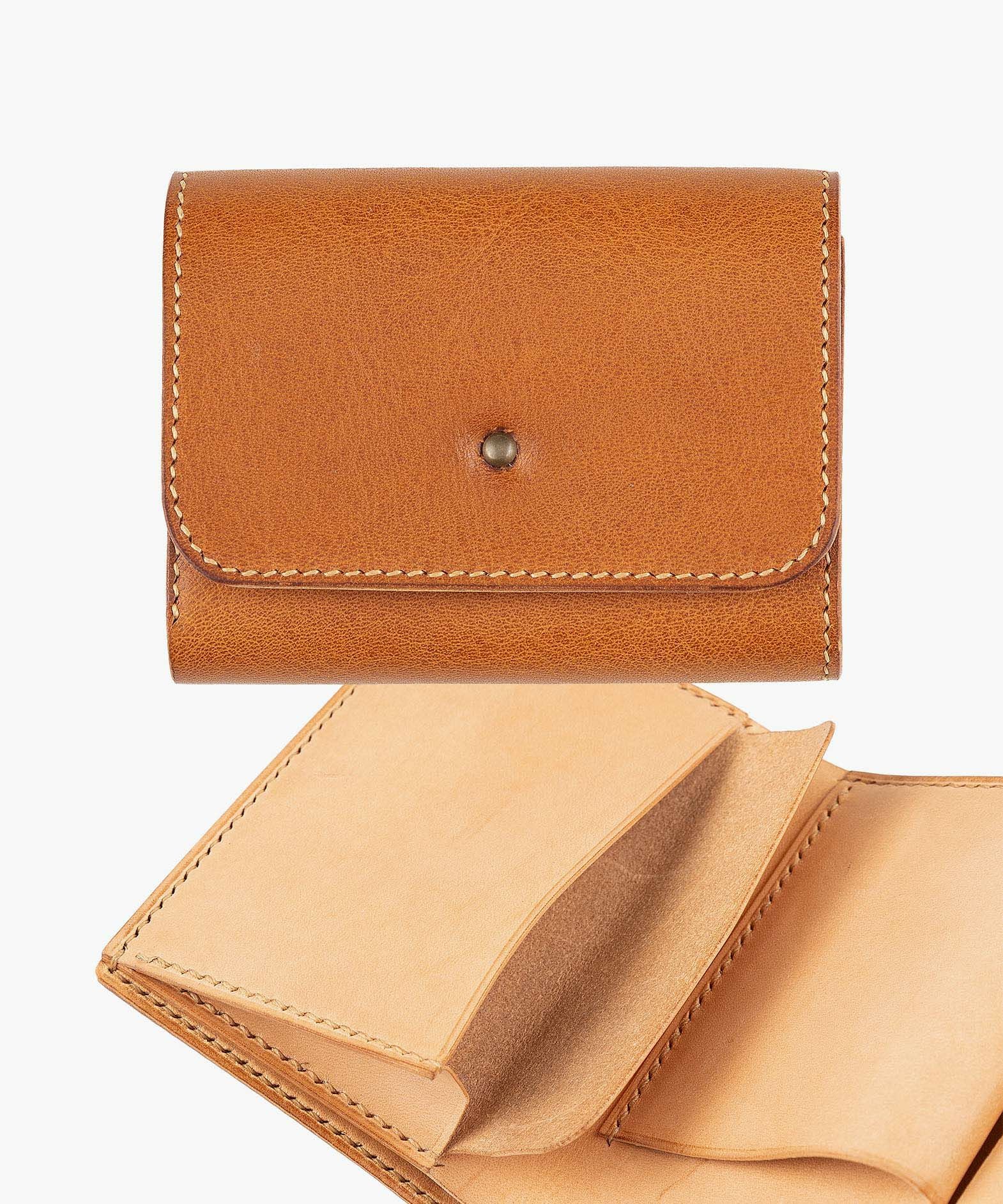 外装（ミネルバボックス）：Cognac、内装（ブッテーロ）：Tan、糸色：内装と同系色