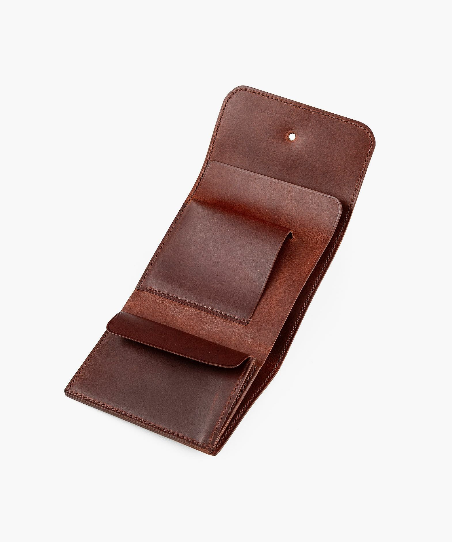 外装（ミネルバボックス）：Oliva、内装（マレンマ）：Red Brown、糸色：内装と同系色