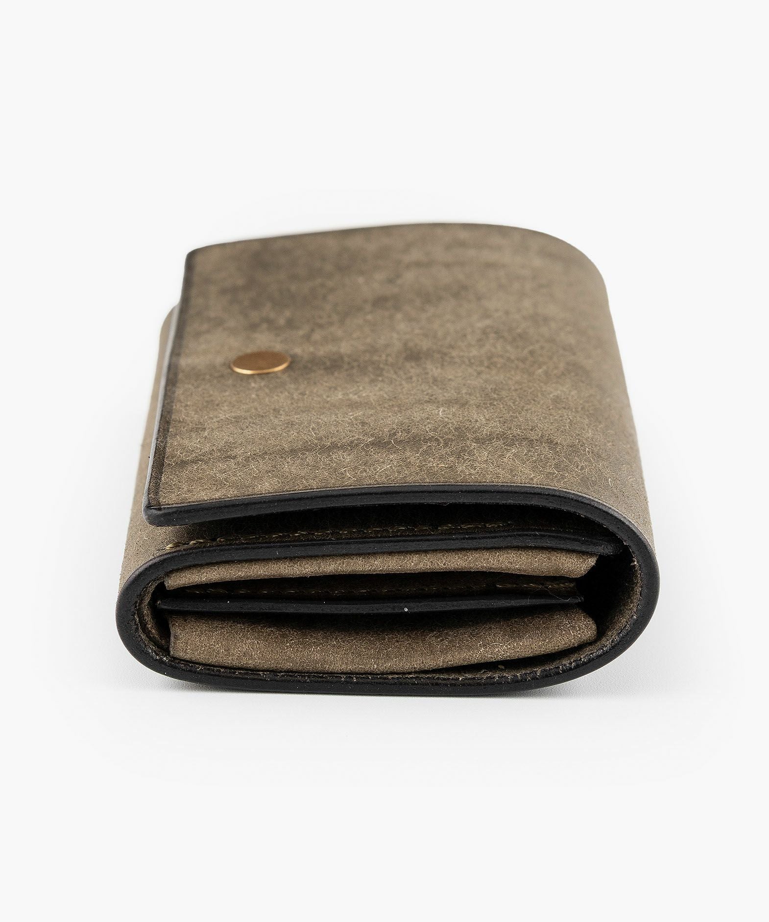 素材＆カラー（プエブロ）：Grigio、留め具：イタリーホック