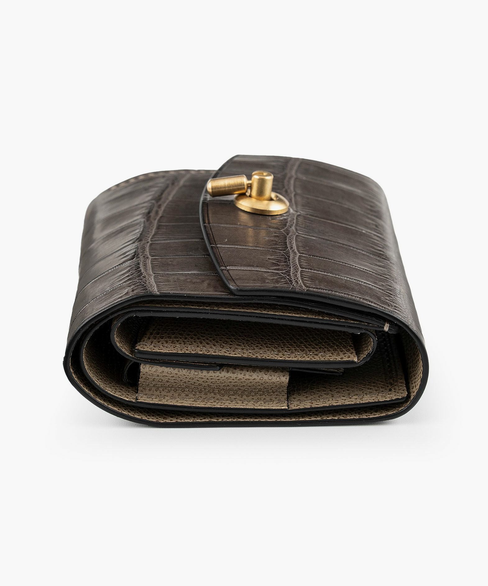 外装（ドーフィン）：Gray、内装（ドーフィン）：Oyster Gray、カードスロットタイプ：大容量1ポケット、利き手：右利き用、オコシ金具：Gold