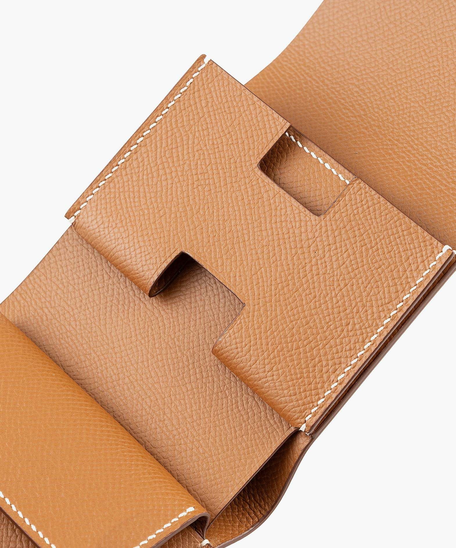 外装（ダービー）：Gold、内装（ダービー）：Gold、糸色：Natural、金具：Gold、利き手：左利き用