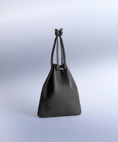 Men s bags 巾着バッグブランド メンズ レザー バッグ レザー巾着バッグ 506851943 HANKYU MEN S 阪急メンズ