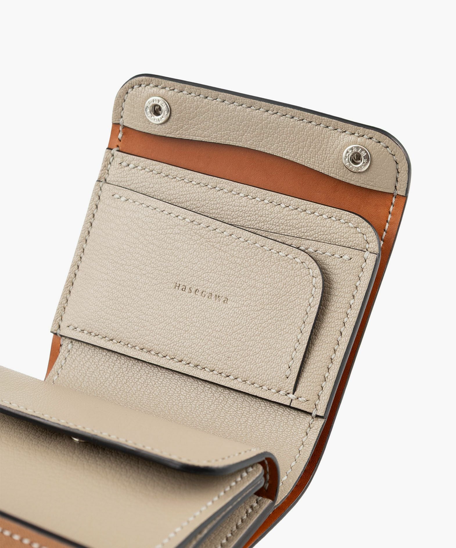 シェーブル “Valtina” | 大人のバッグ・財布・ ミニウォレット など