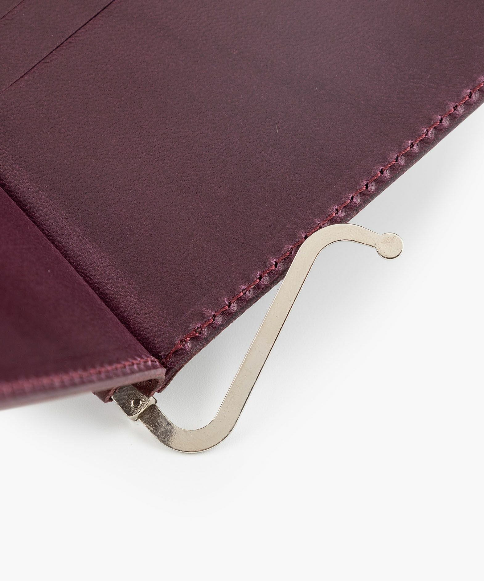 外装（ブッテーロ）：Wine、内装（ブッテーロ）：Purple、金具：Silver