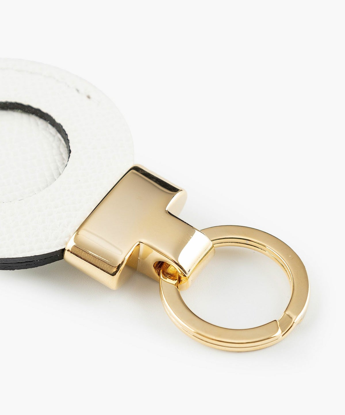 カラー：White、金具：Gold