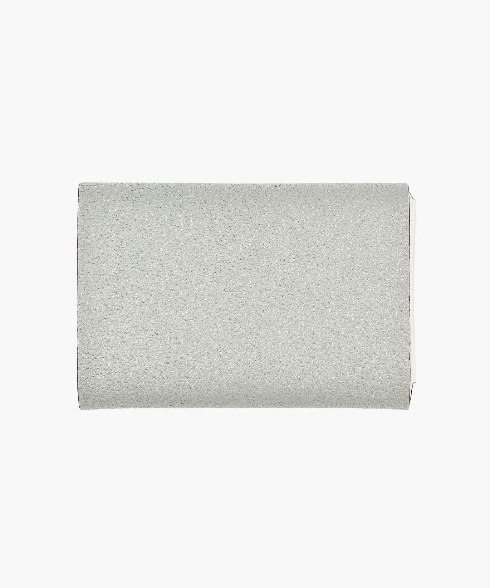 外装（シェーブル）：Gray、内装（シェーブル）：Ivory、糸色：外装と同系色、金具：Silver