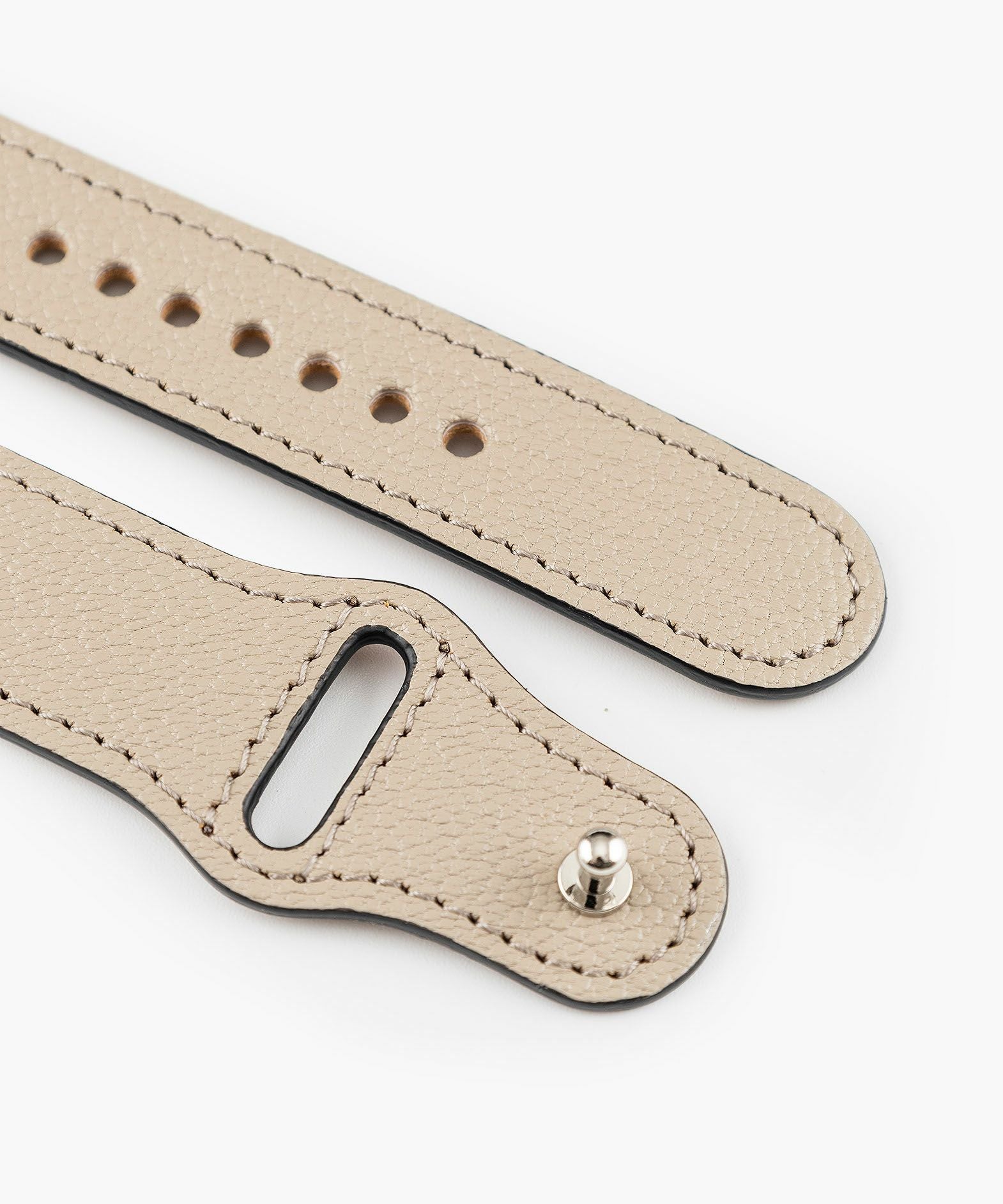 モデル＆手首サイズ：ストレート、カラー：Beige、アダプター ＆ 尾錠：Silver