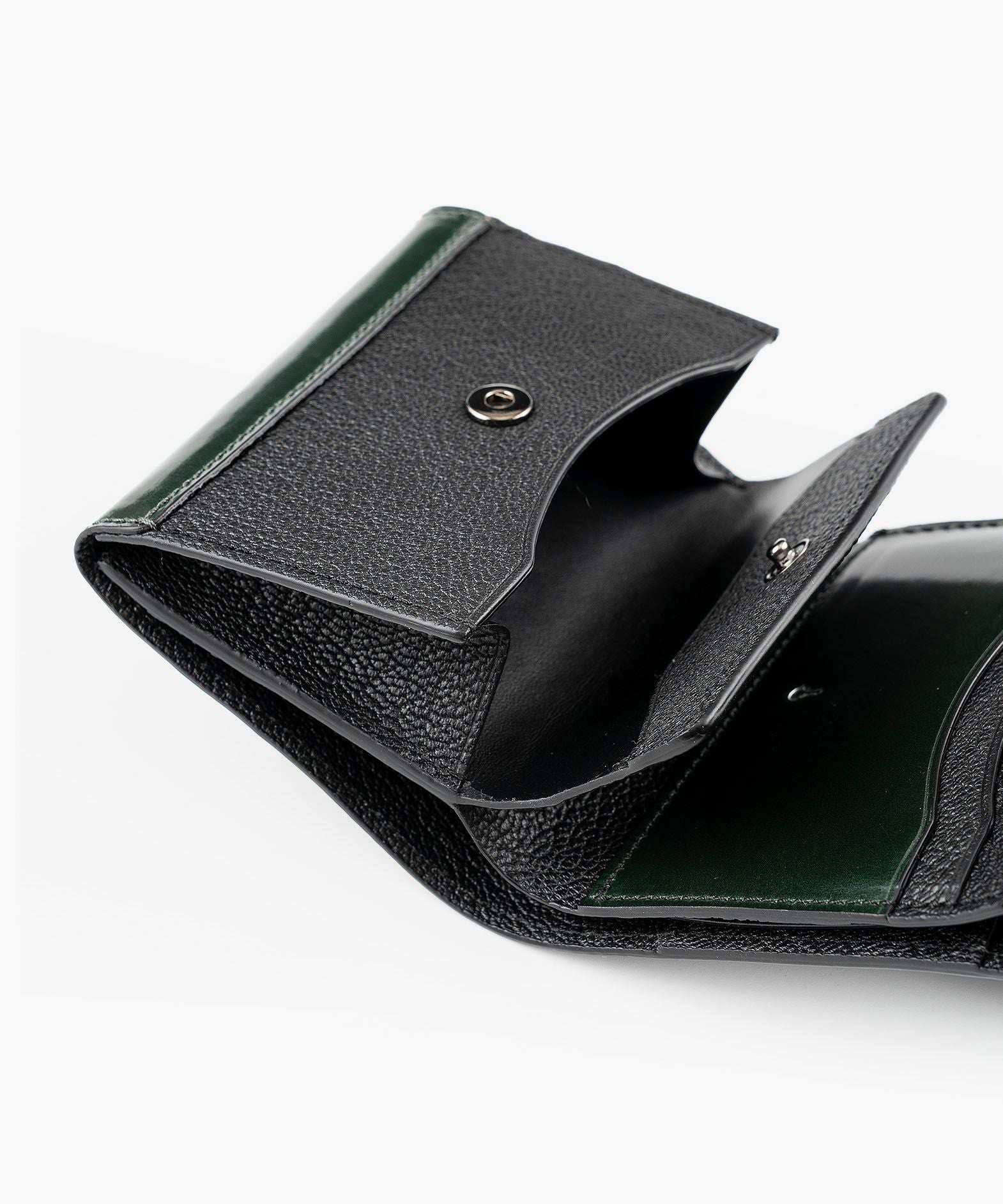 シェルコードバン 三つ折り財布 “Prior” | 大人のバッグ・財布・ ミニ