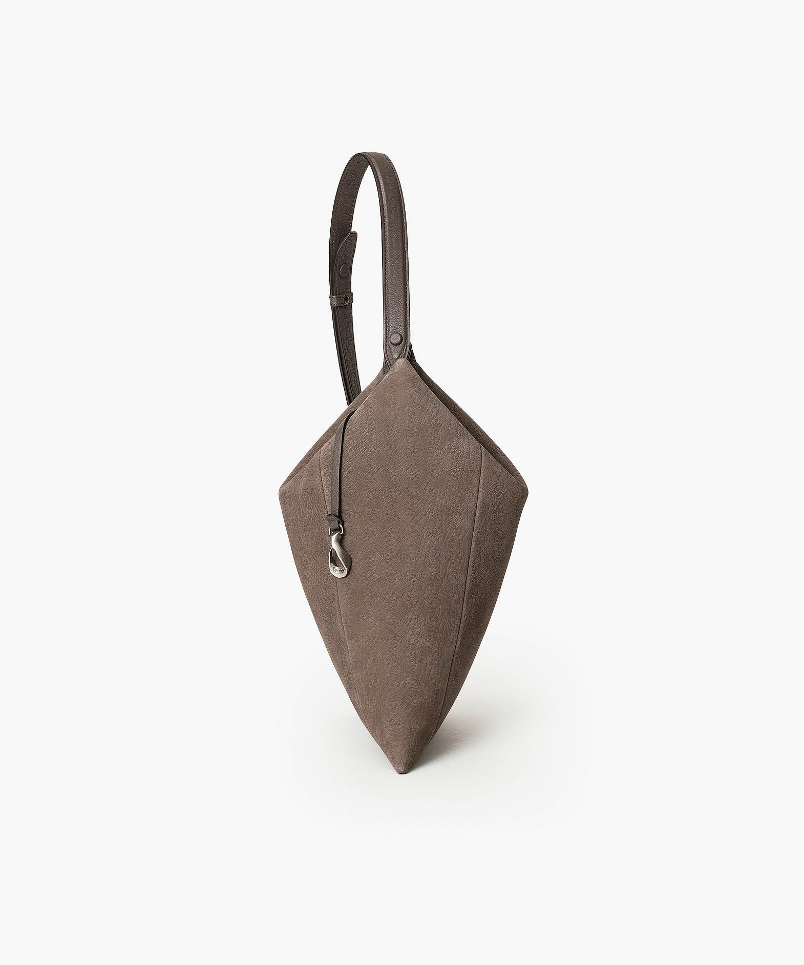 RYU KUDUトライアングルショルダーバッグ kudu] KD TRIANGLE BODYBAG | Ryu(リュウ)公式ECサイト／Wath'z