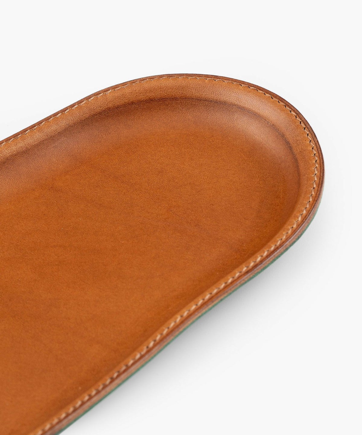 表面（ブッテーロ）：Camel、裏面（ブッテーロ）：Green、糸色：ハニーキャメル（144）