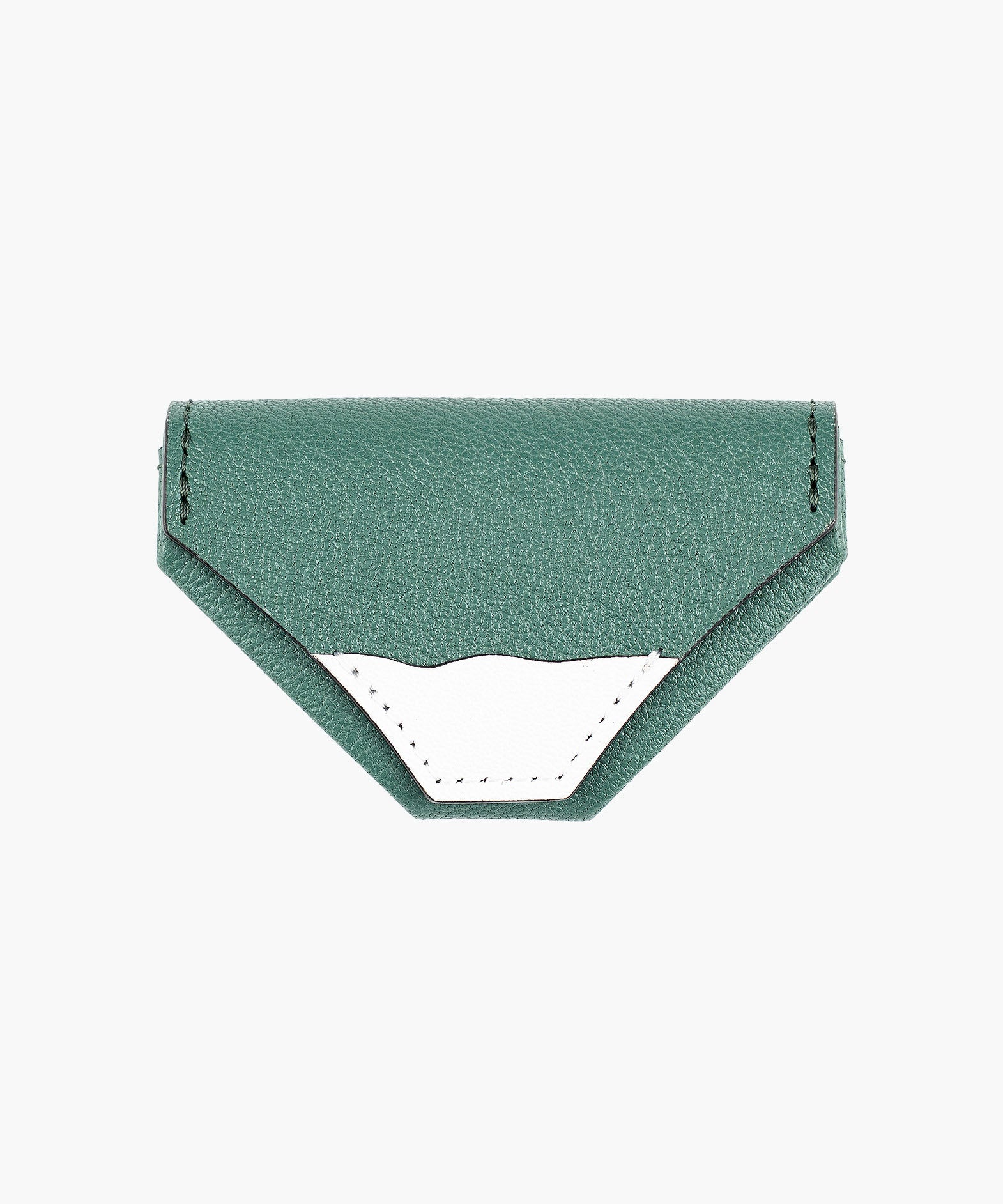 外装：Dark Green、山頂部分：White