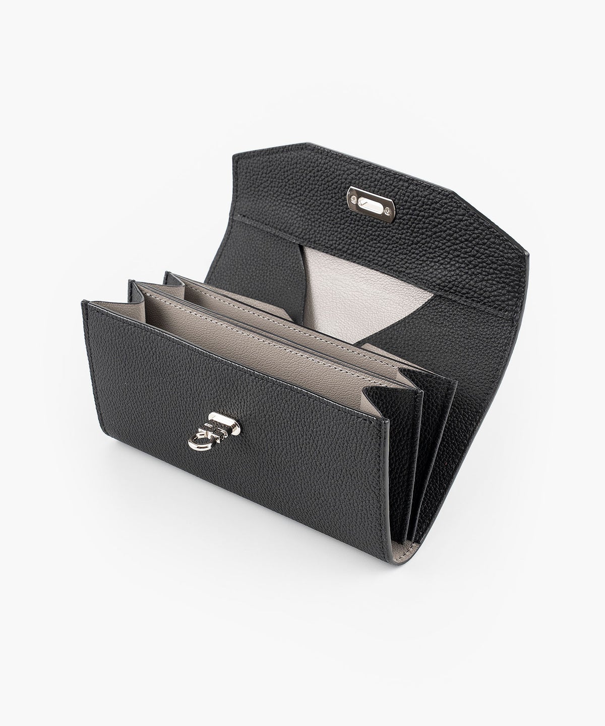 Black、金具：Silver