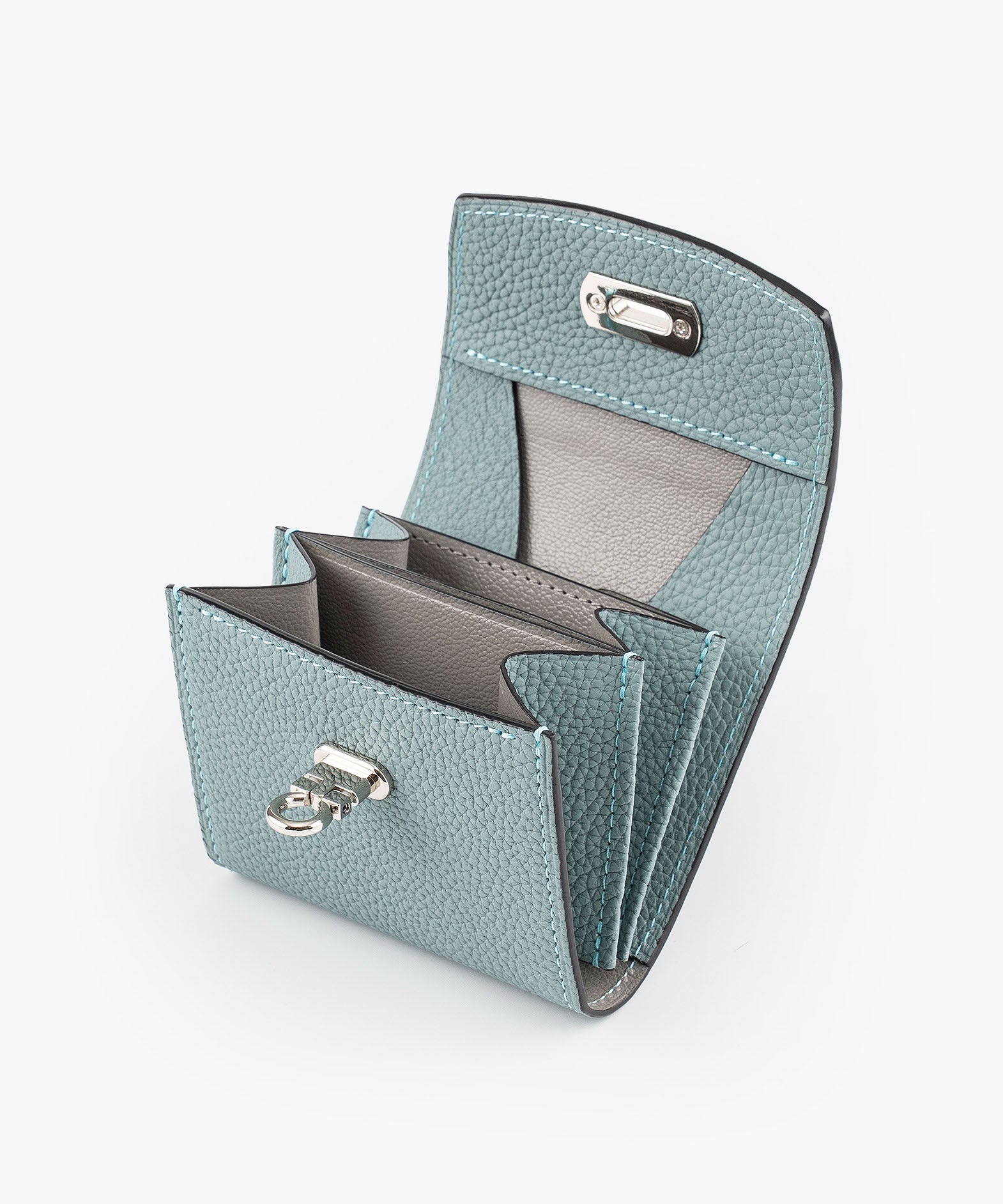 Sky、金具：Silver