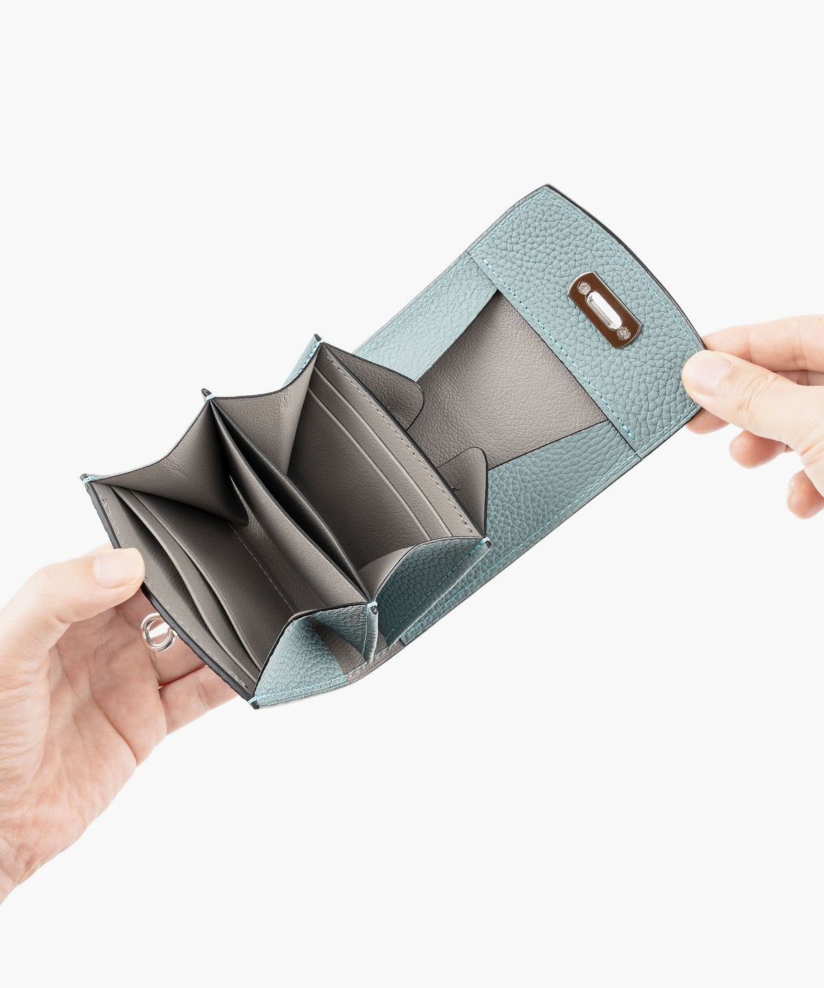 Sky、金具：Silver